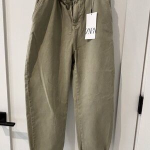 Zara Olive Green Paper bag Pants. NWT